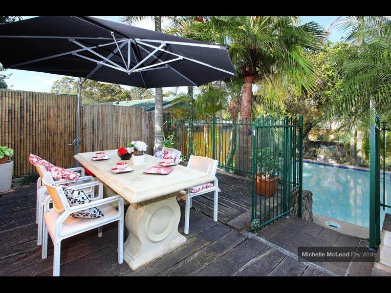 1 Atlas Place, Chapel Hill QLD 4069