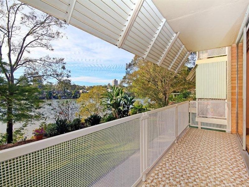 1/146 Macquarie Street, St Lucia QLD 4067