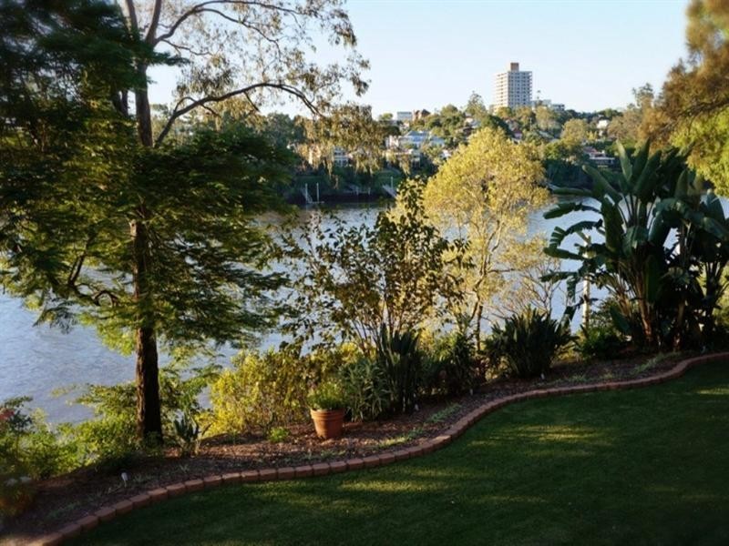 1/146 Macquarie Street, St Lucia QLD 4067