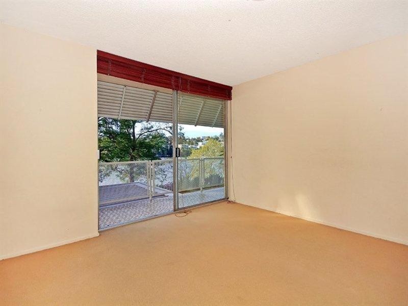 1/146 Macquarie Street, St Lucia QLD 4067