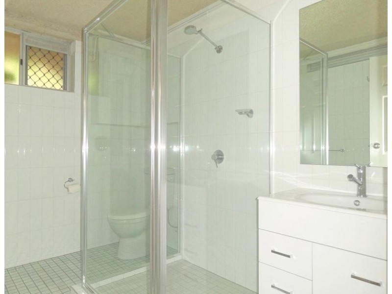 7/60 Warren Street, St Lucia QLD 4067