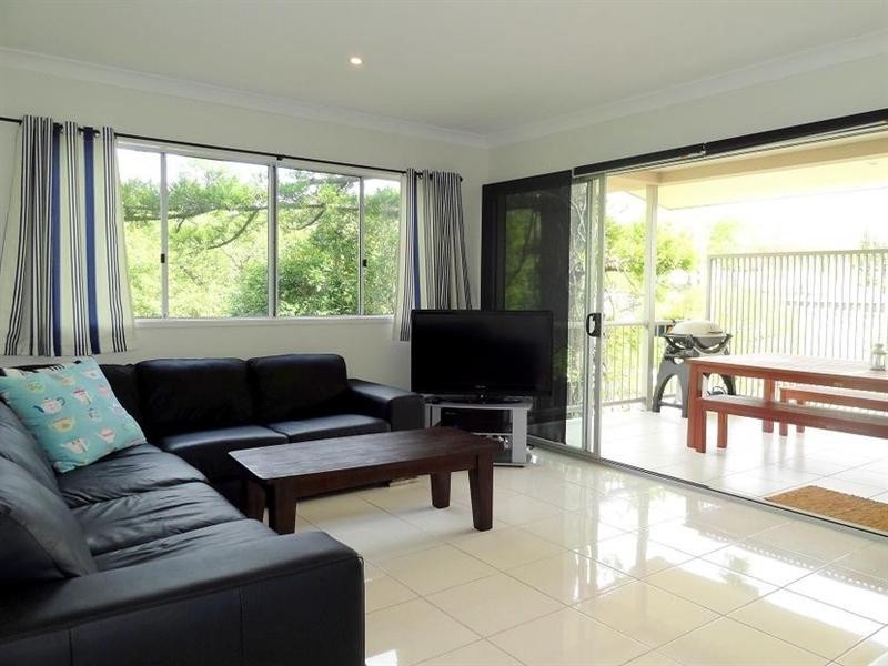 8/15 Adsett Street, Taringa QLD 4068