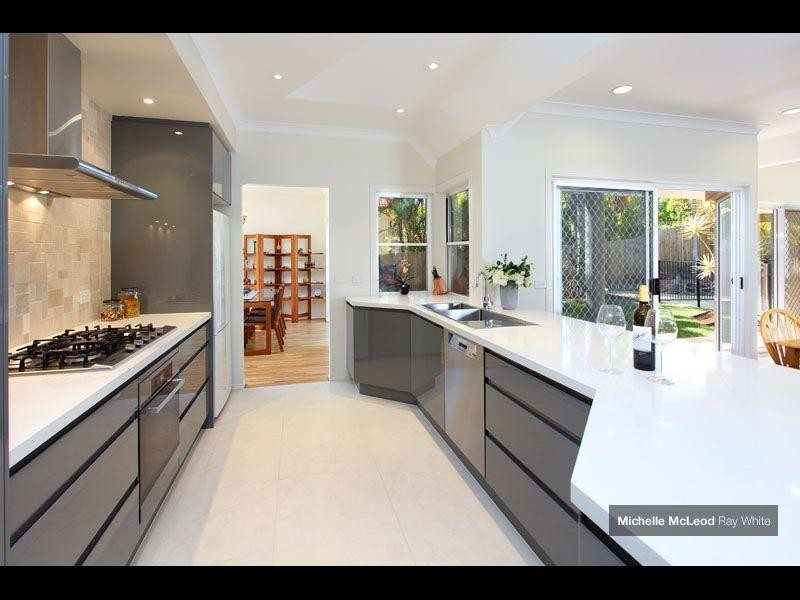 103 Ironbark Road, Chapel Hill QLD 4069