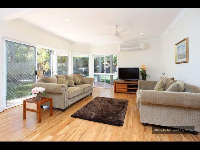 103 Ironbark Road, Chapel Hill QLD 4069