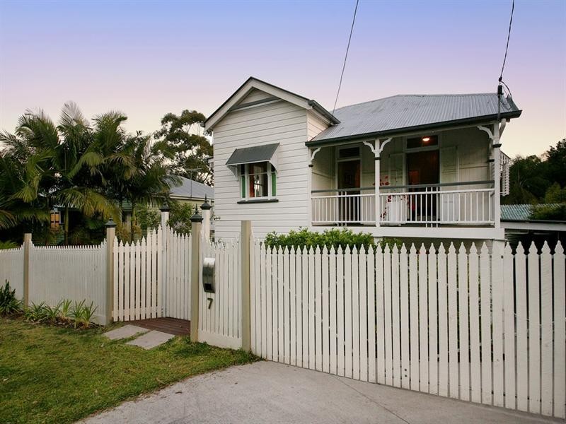 7 Sleath Street, Toowong QLD 4066