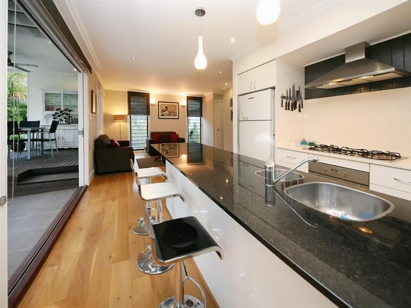 7 Sleath Street, Toowong QLD 4066