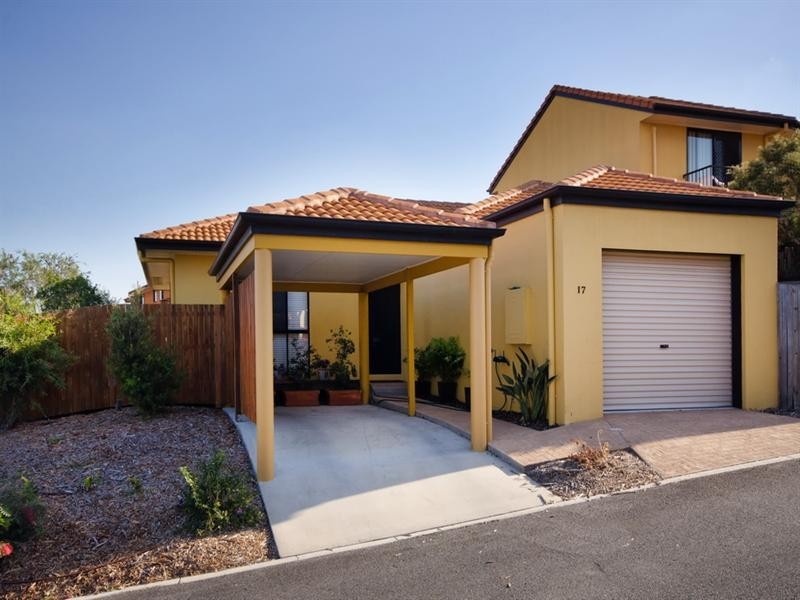 17/250 Sumners Road, Riverhills QLD 4074