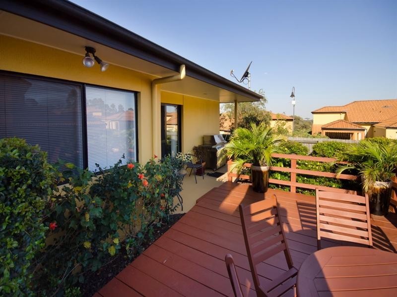 17/250 Sumners Road, Riverhills QLD 4074