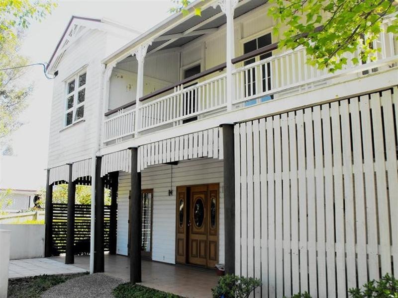 9A Priory Street, Indooroopilly QLD 4068