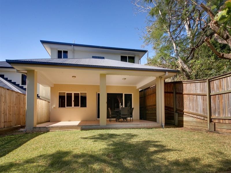 139 Carmody Road, St Lucia QLD 4067