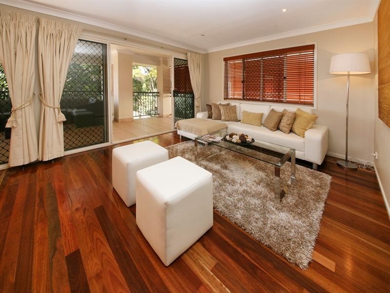 139 Carmody Road, St Lucia QLD 4067