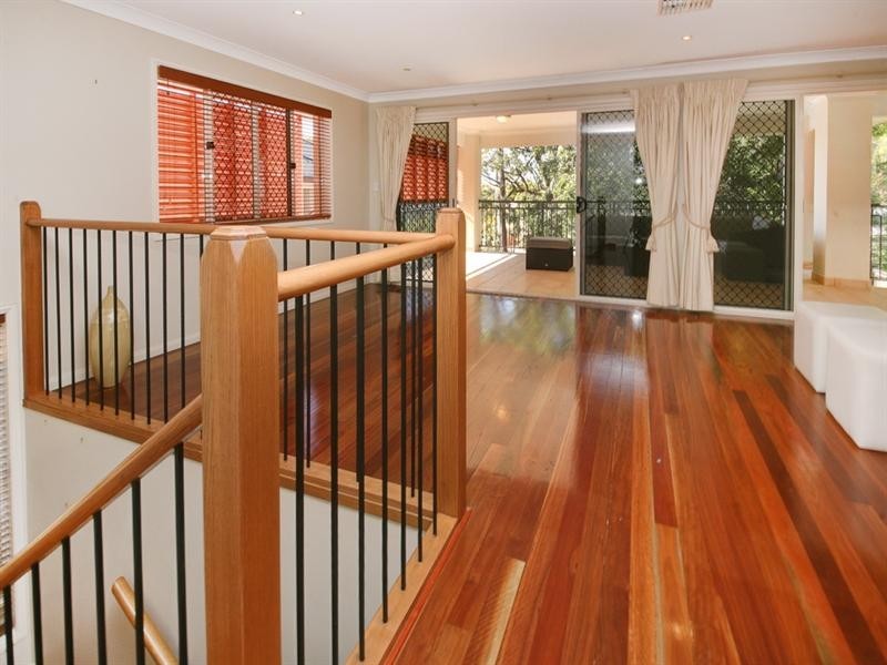 139 Carmody Road, St Lucia QLD 4067