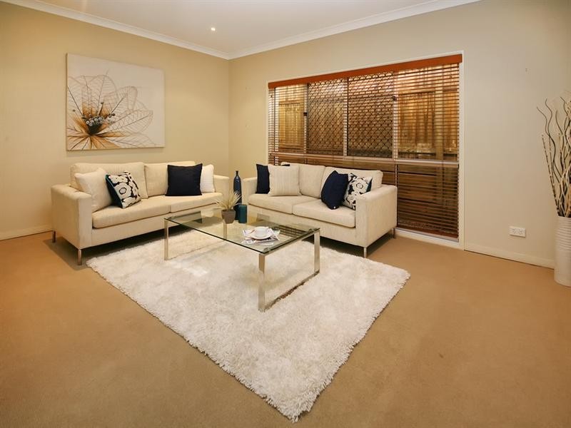 139 Carmody Road, St Lucia QLD 4067