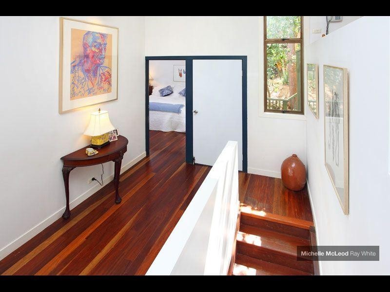 15 Columbia Street, Chapel Hill QLD 4069