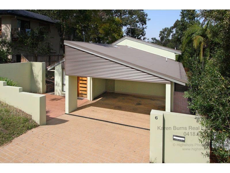 6 Robyn Street, Chapel Hill QLD 4069