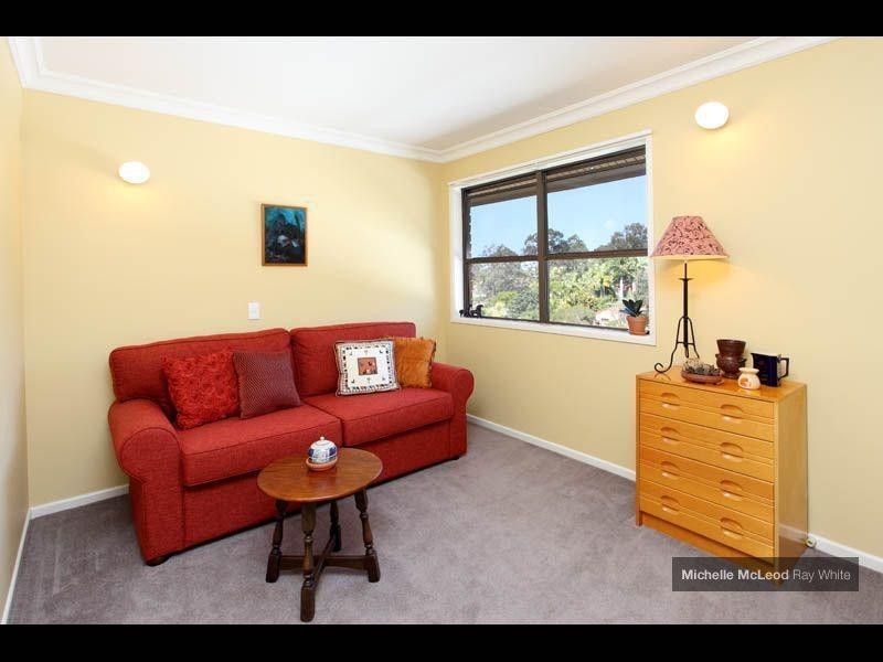 19 Morningview Street, Chapel Hill QLD 4069