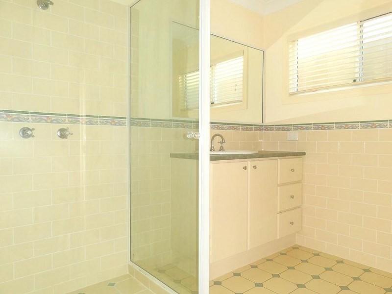 117 Kate Street, Indooroopilly QLD 4068