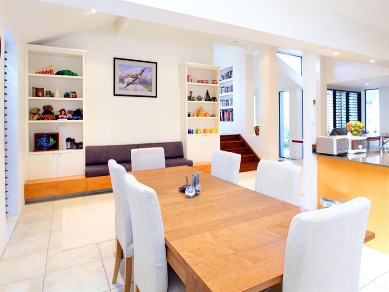 8 Minno Street, Chapel Hill QLD 4069