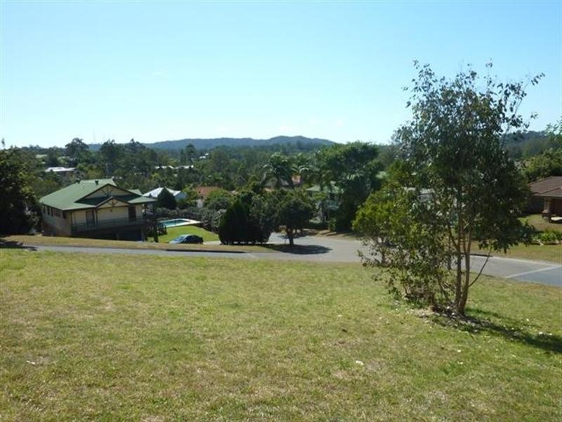 77 Boyd Terrace, Brookfield QLD 4069