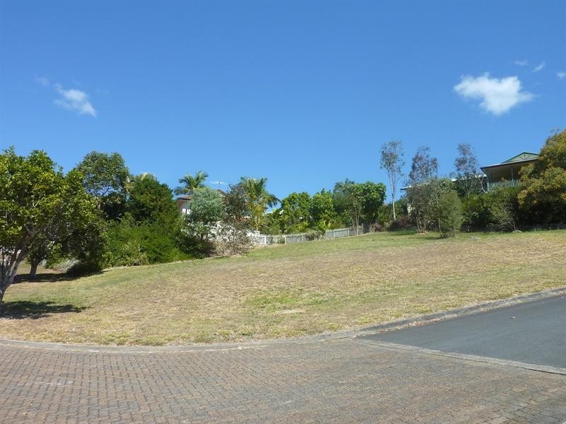 77 Boyd Terrace, Brookfield QLD 4069