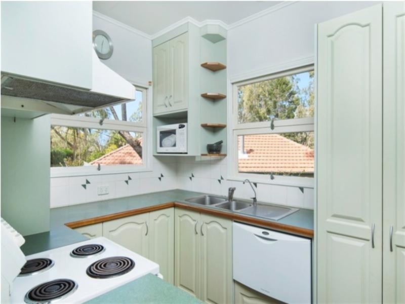 186 Jerrang Street, Indooroopilly QLD 4068