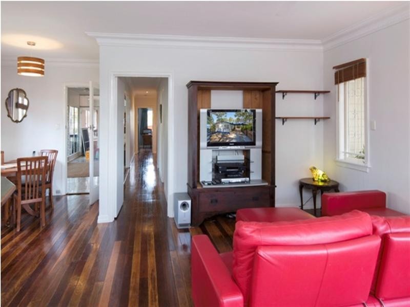 186 Jerrang Street, Indooroopilly QLD 4068