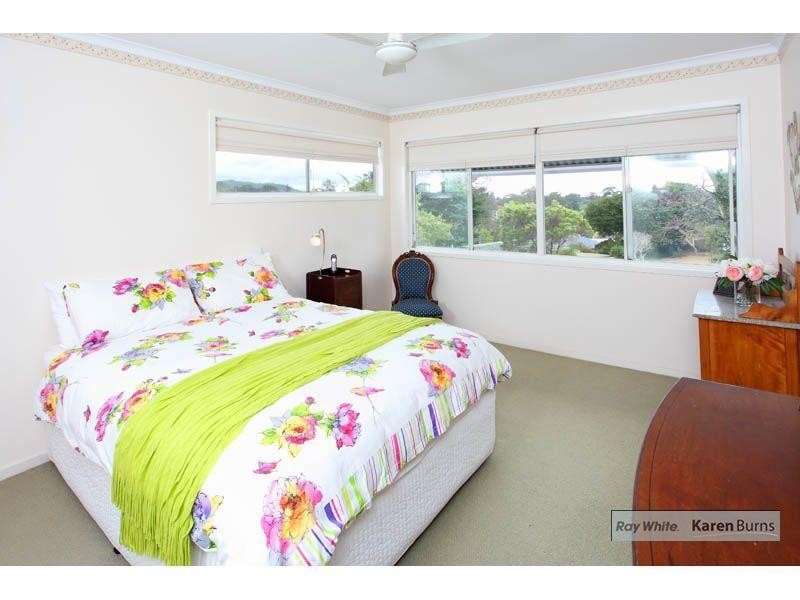 82 Kenmore Road, Kenmore QLD 4069