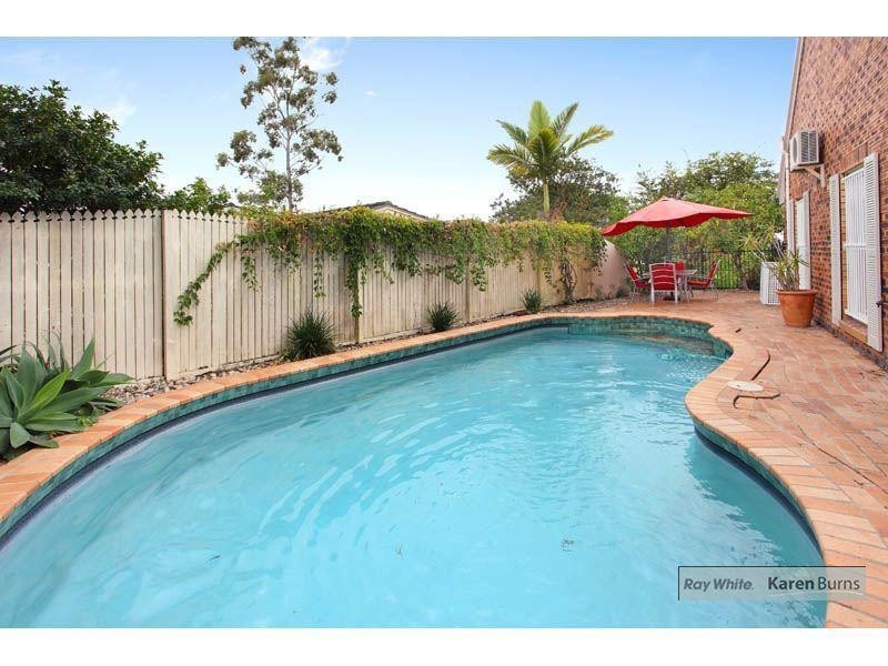 82 Kenmore Road, Kenmore QLD 4069