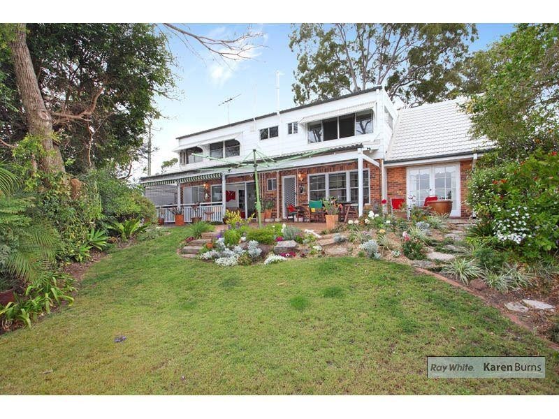 82 Kenmore Road, Kenmore QLD 4069