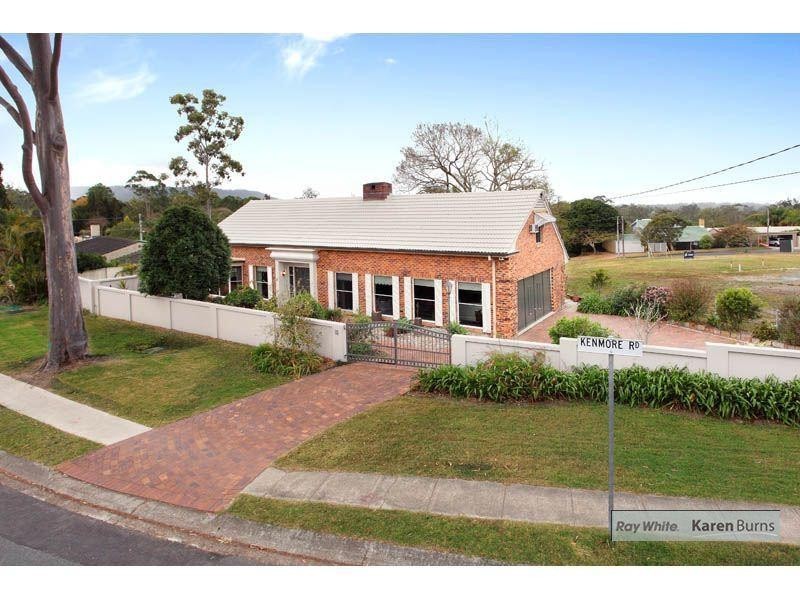 82 Kenmore Road, Kenmore QLD 4069