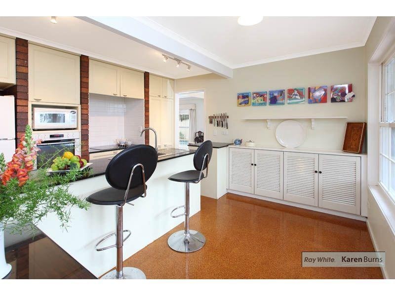 82 Kenmore Road, Kenmore QLD 4069