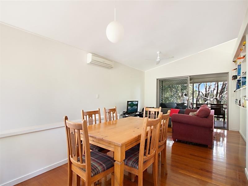 201 Jesmond Road, Indooroopilly QLD 4068