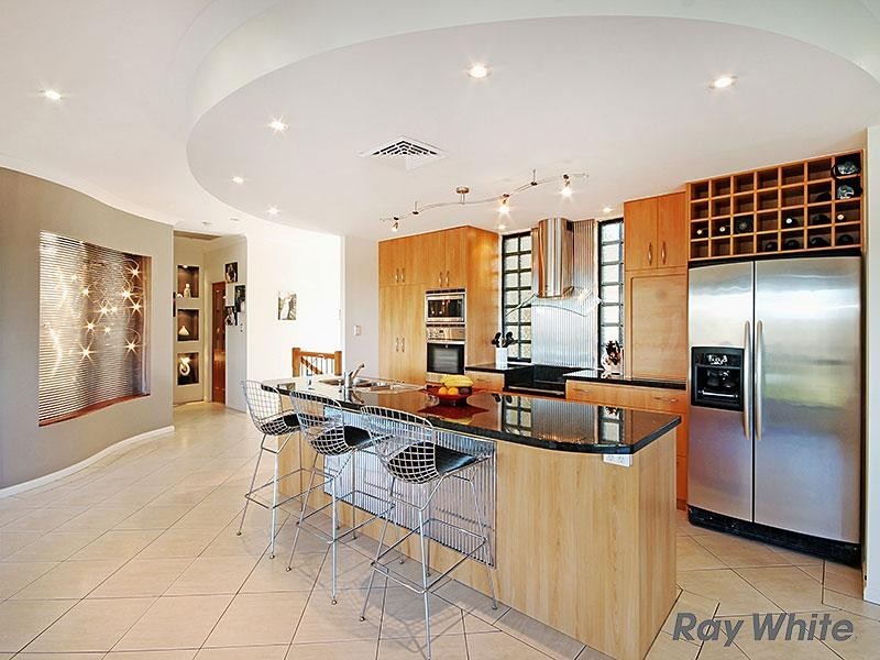 96 Sunset Road, Kenmore QLD 4069