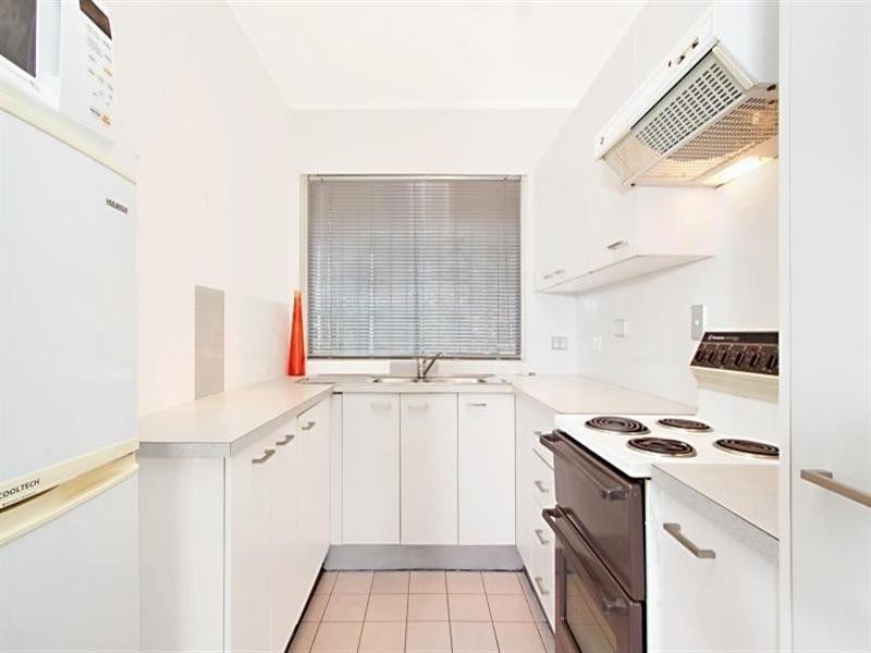 6/70 Mitre Street, St Lucia QLD 4067