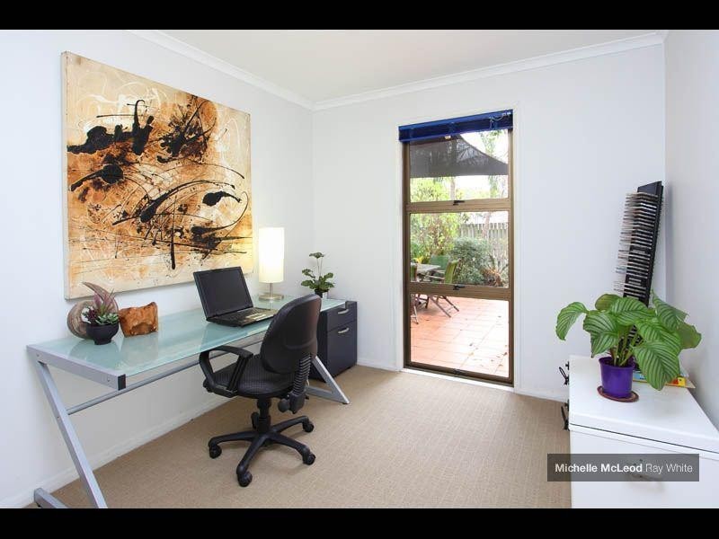 2 Welcome Street, Chapel Hill QLD 4069