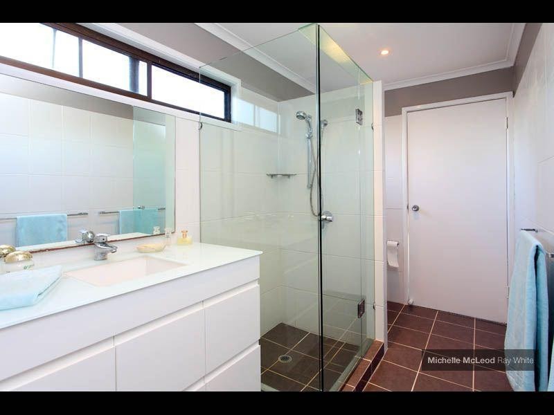 40 Merrilyn Street, Chapel Hill QLD 4069