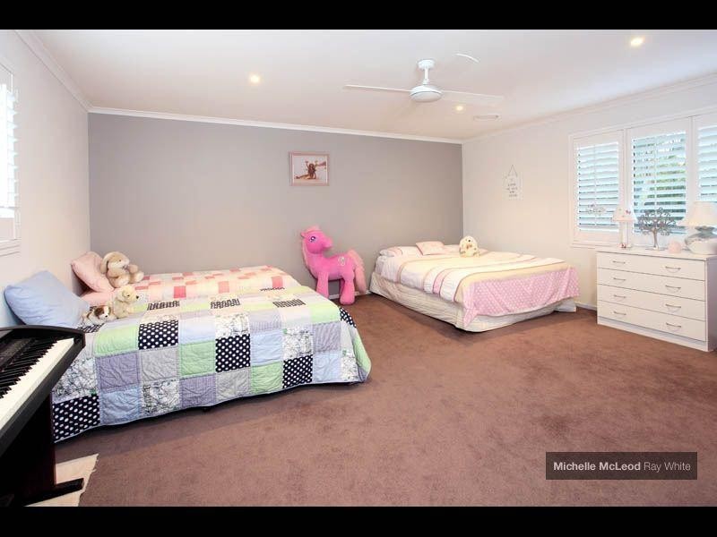 40 Merrilyn Street, Chapel Hill QLD 4069