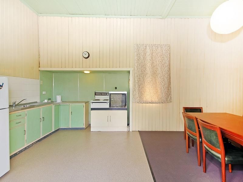 21 Rokeby Terrace, Taringa QLD 4068