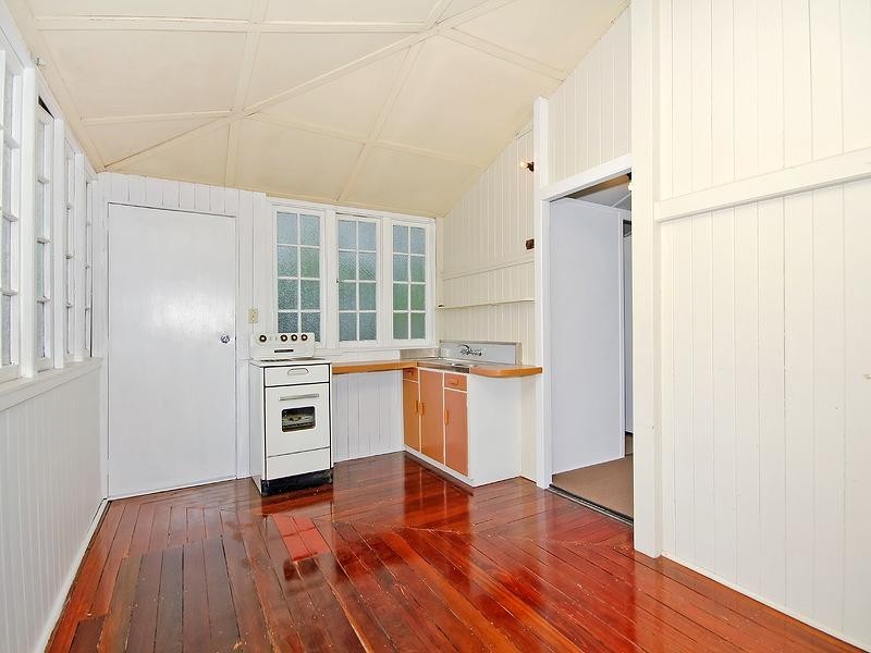 21 Rokeby Terrace, Taringa QLD 4068