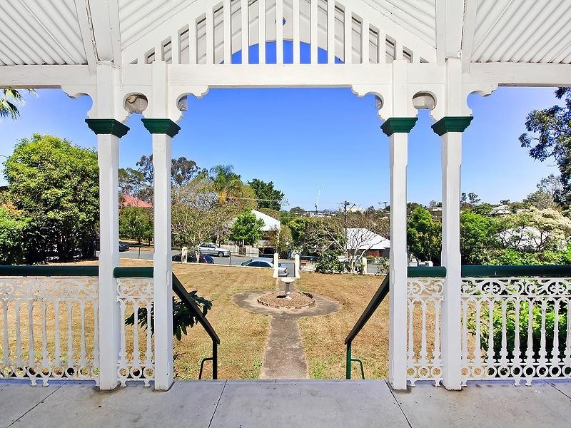 21 Rokeby Terrace, Taringa QLD 4068