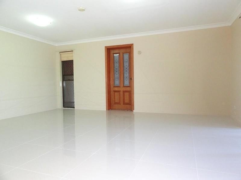 7 Jocelyn Street, Chapel Hill QLD 4069