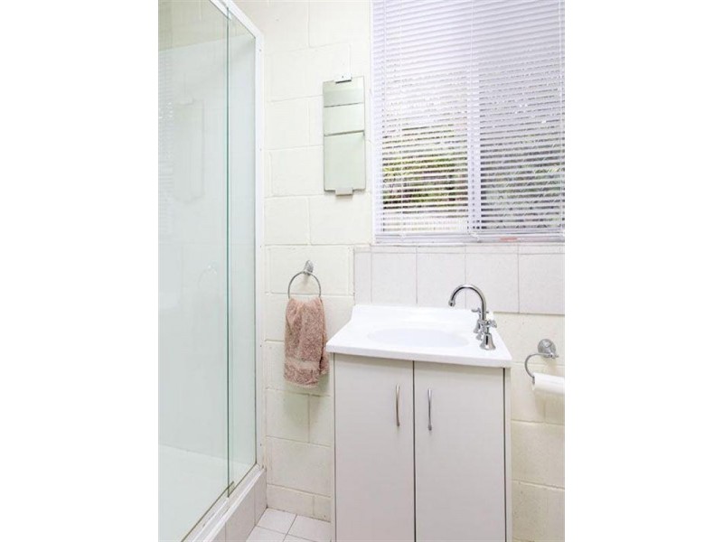 40 Cassandra Street, Chapel Hill QLD 4069