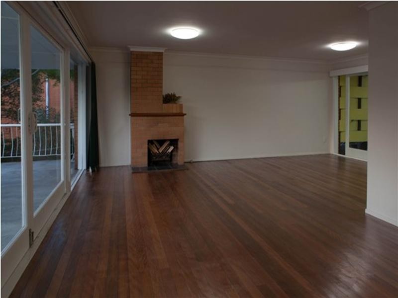 28 Marshall Lane, Kenmore QLD 4069