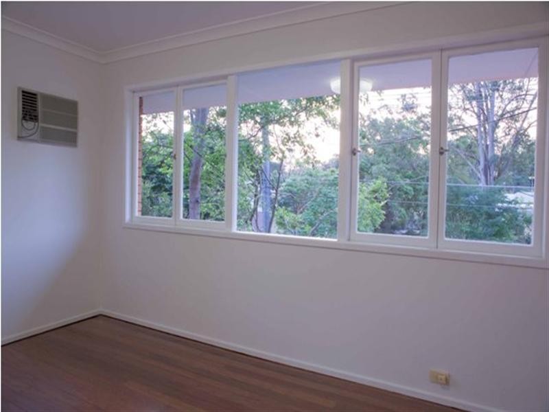 28 Marshall Lane, Kenmore QLD 4069