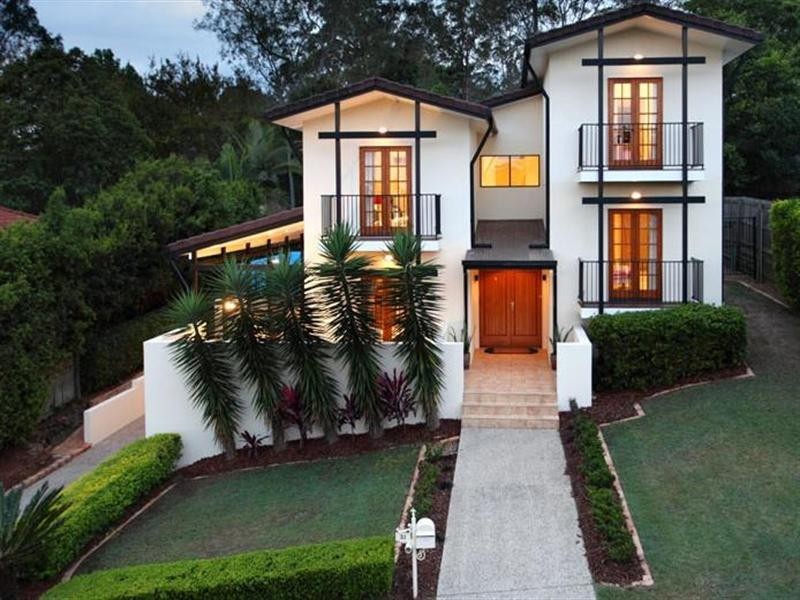 21 Regency Place, Kenmore Hills QLD 4069