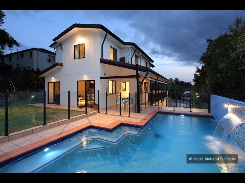 21 Regency Place, Kenmore Hills QLD 4069