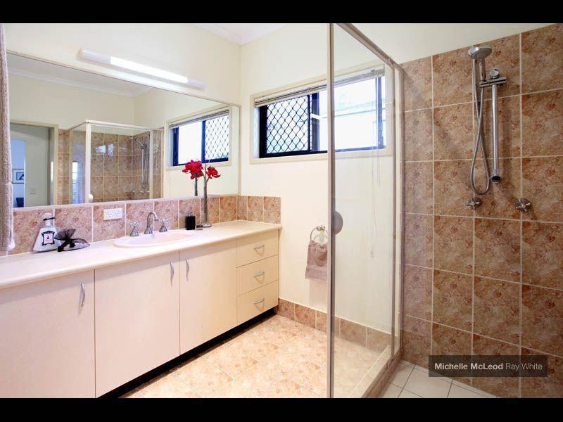 21 Regency Place, Kenmore Hills QLD 4069