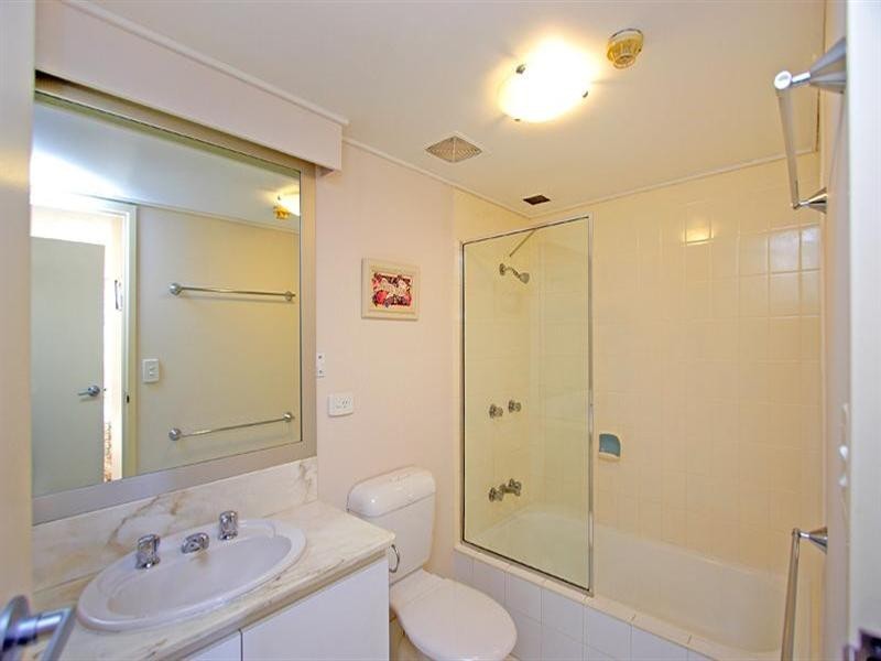 2/133 Moray Street, New Farm QLD 4005