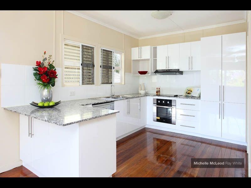29 Henry Street, Chapel Hill QLD 4069