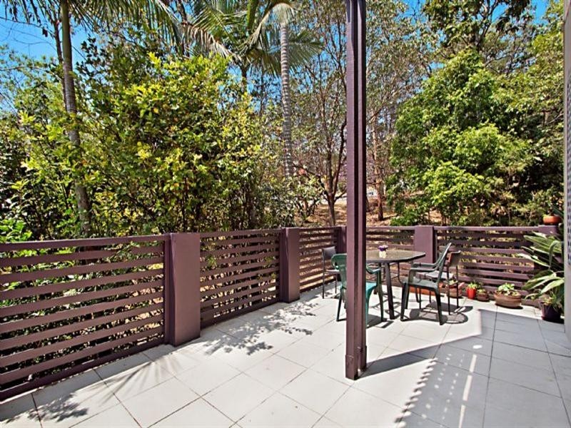 1/55 Armadale Street, St Lucia QLD 4067